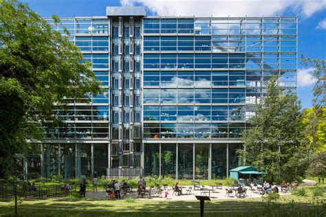 fondation cartier in paris